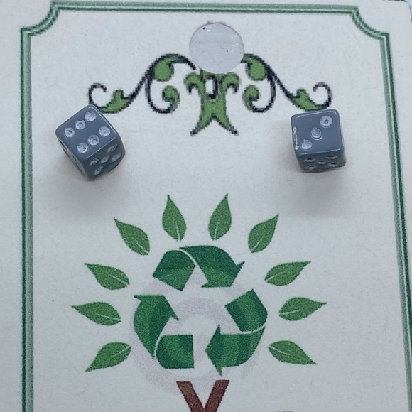 Gray Mini Dice Earrings Handmade - Picture 1 of 8